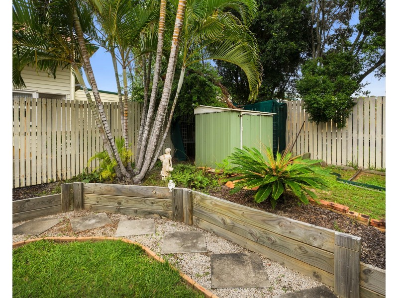 27 Ewan St, Margate QLD 4019