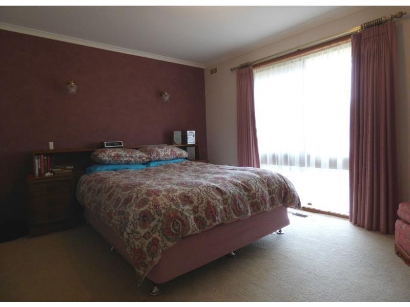 85 Coish Avenue, Benalla VIC 3672