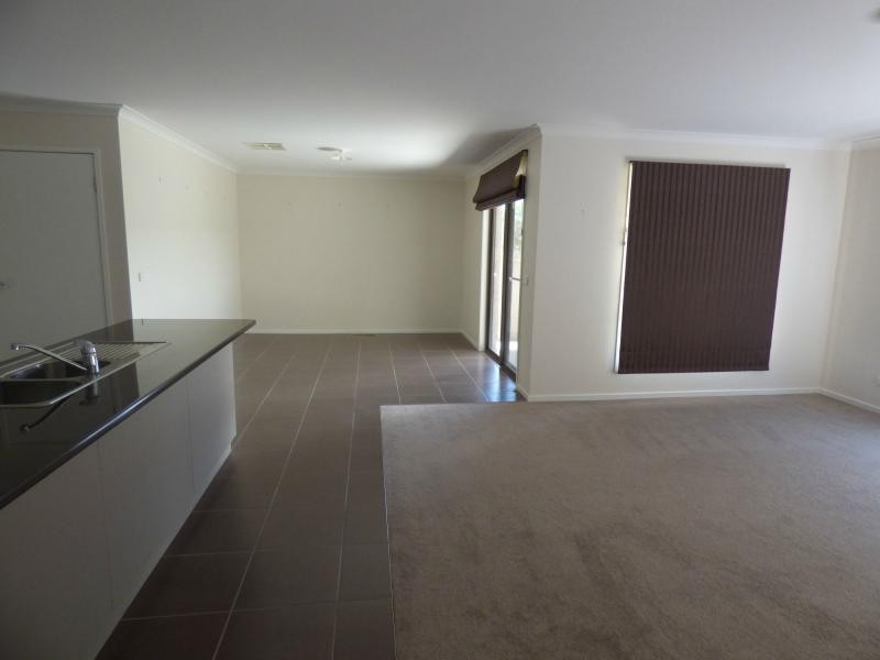 3 Wattletree Grove, Benalla VIC 3672