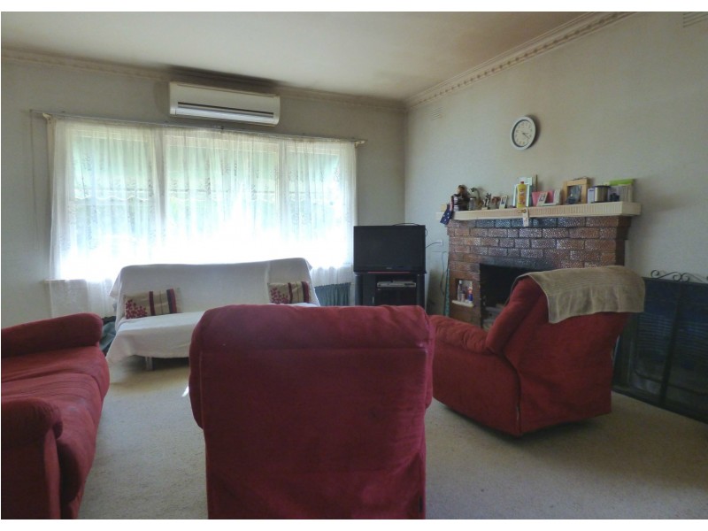 12 Lily Street, Violet Town VIC 3669