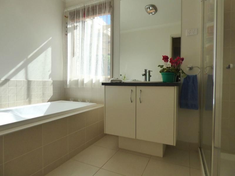 10 Moran Street, Benalla VIC 3672