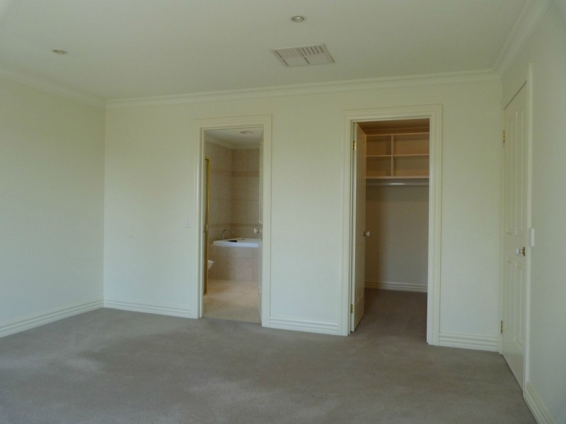 20 Ascot St, Benalla VIC 3672