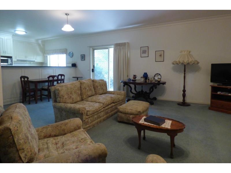 19 Stacey Street, Benalla VIC 3672