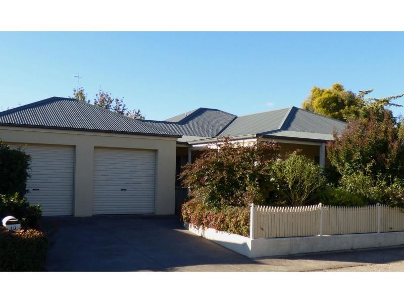 19 Stacey Street, Benalla VIC 3672
