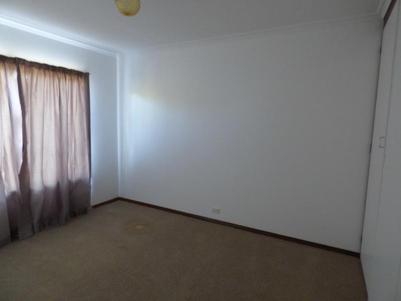 2/8A Riverview Road, Benalla VIC 3672