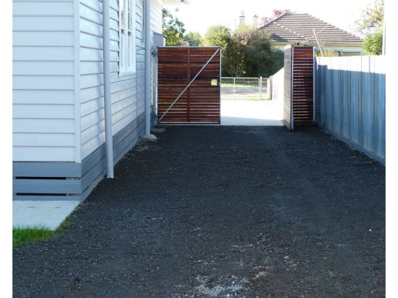 10 Tomkins Parade, Benalla VIC 3672