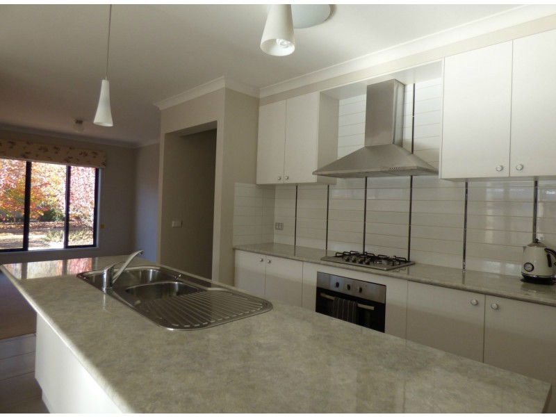 19 Carlyle Street, Benalla VIC 3672