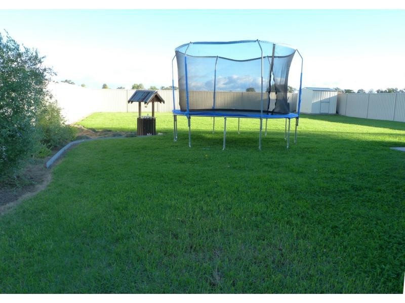 6 Amber Avenue, Benalla VIC 3672