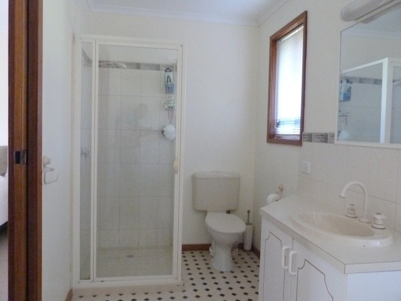 38 Barrs Lane, Benalla VIC 3672