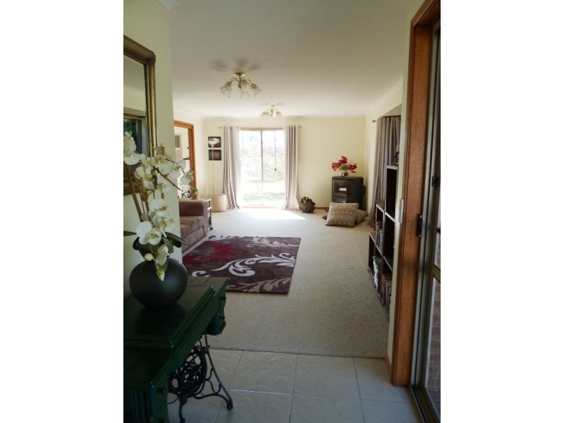 38 Barrs Lane, Benalla VIC 3672