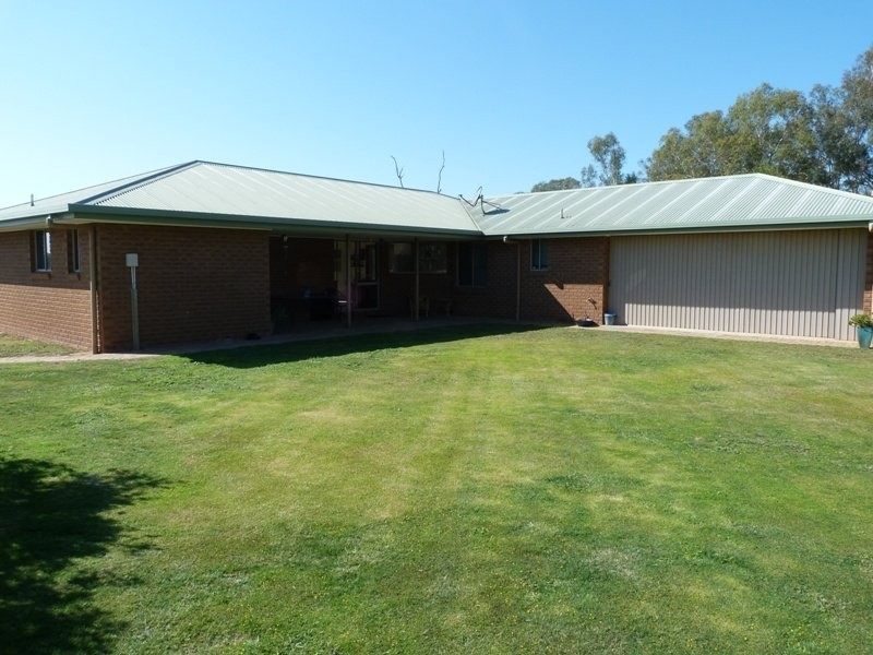 38 Barrs Lane, Benalla VIC 3672