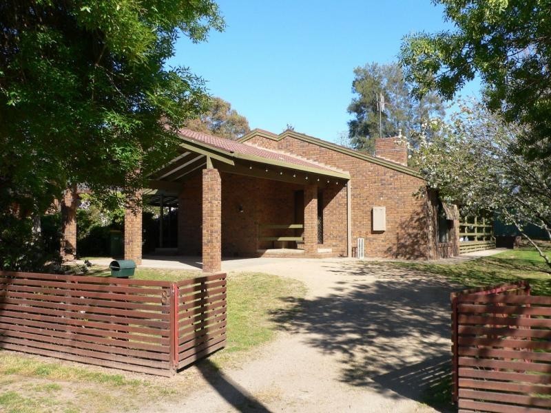 8 Maud Street, Benalla VIC 3672