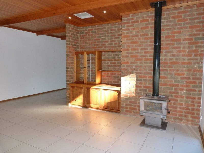 13 Goulding Close, Benalla VIC 3672