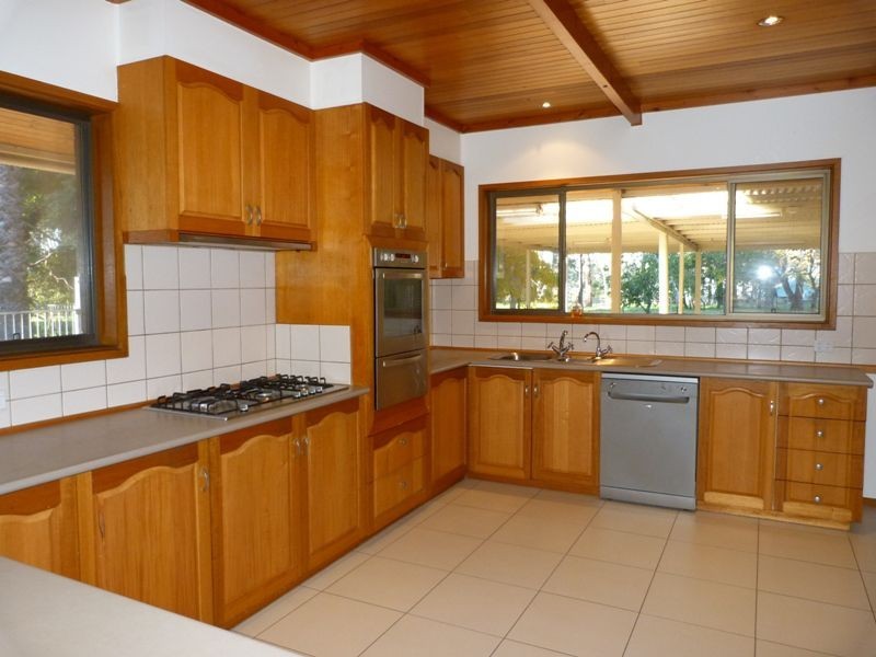 13 Goulding Close, Benalla VIC 3672