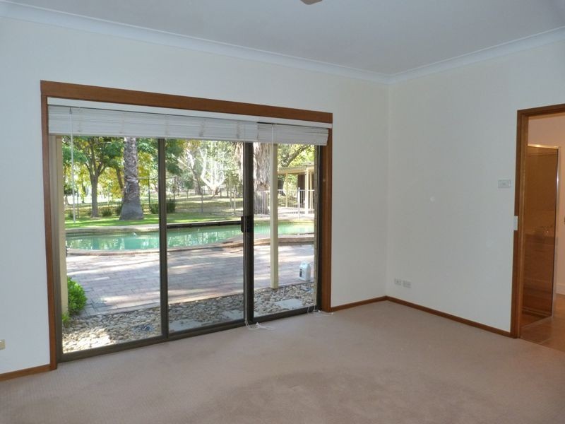 13 Goulding Close, Benalla VIC 3672