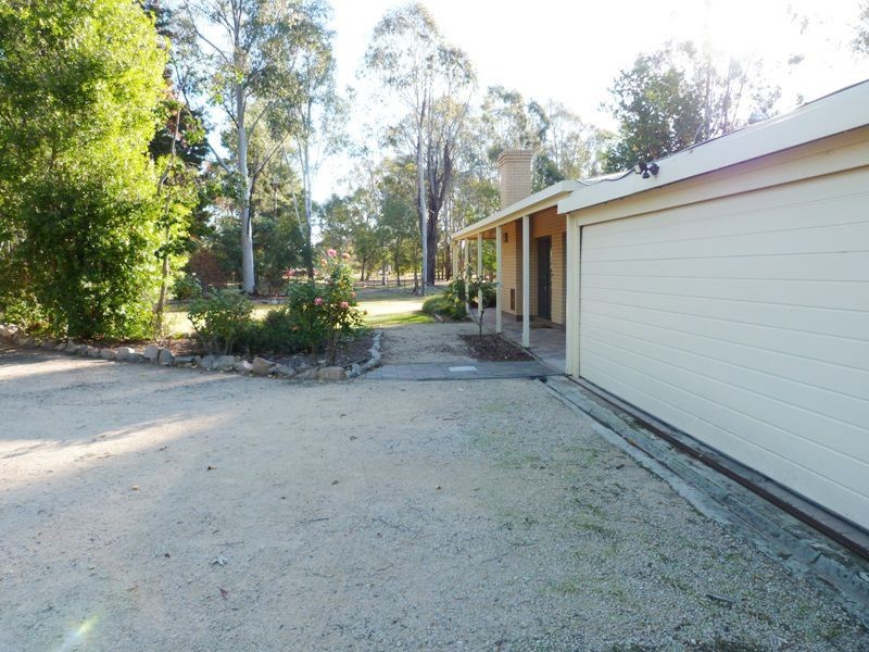 13 Goulding Close, Benalla VIC 3672