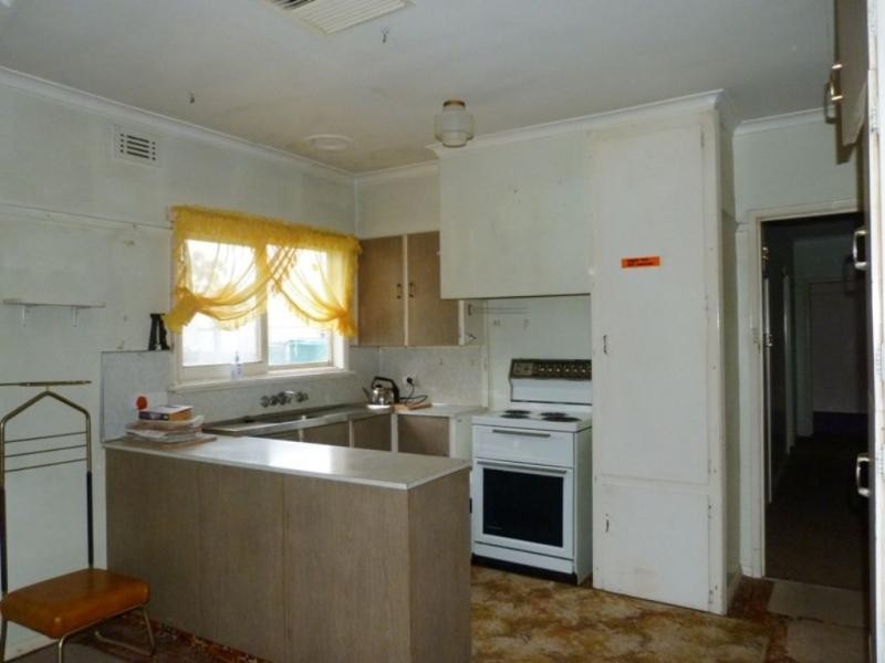 28 Roe Street, Benalla VIC 3672