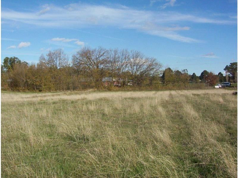 L14-17 Cowslip Street, Violet Town VIC 3669