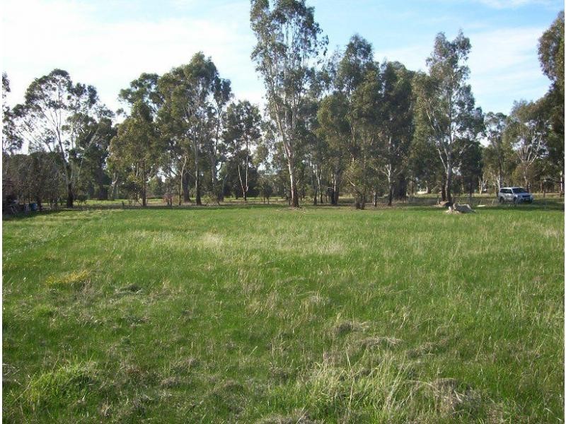 L14-17 Cowslip Street, Violet Town VIC 3669