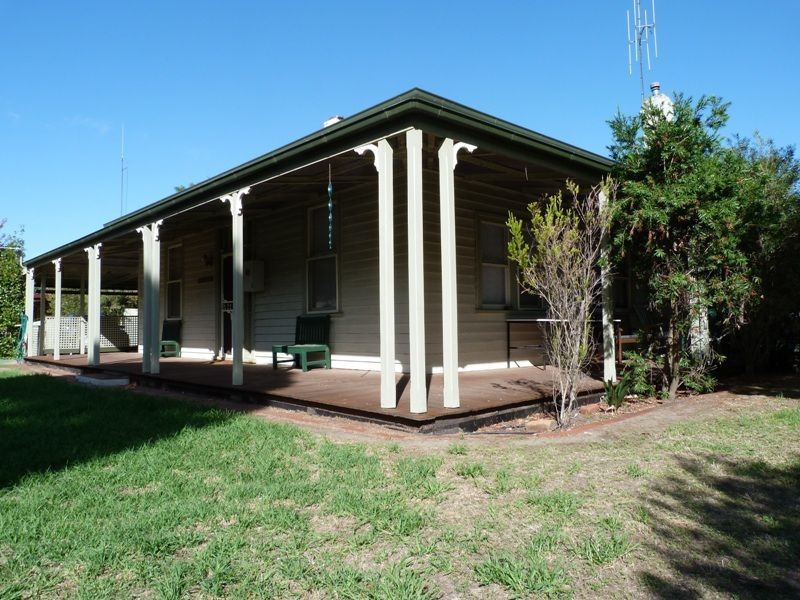 2 Hyacinth Street, Violet Town VIC 3669