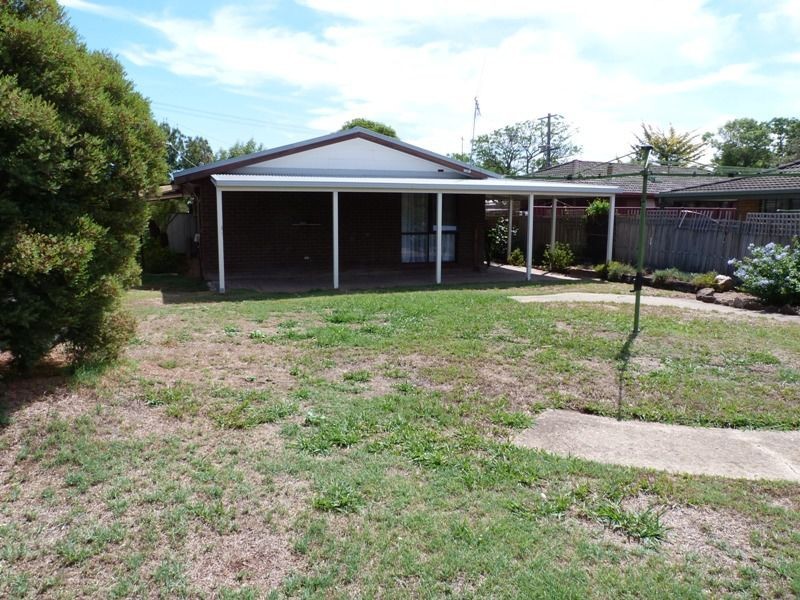 11 Oak Avenue, Benalla VIC 3672