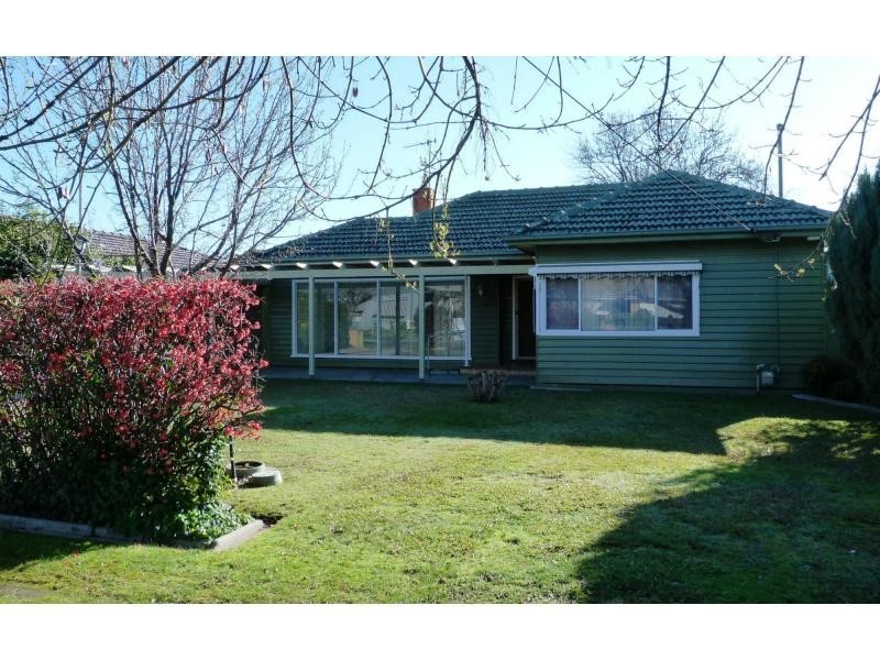 15 Perth Street, Benalla VIC 3672