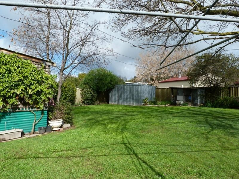 10 Charles Street, Benalla VIC 3672