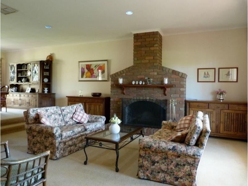 85 Willis Little Drive, Benalla VIC 3672