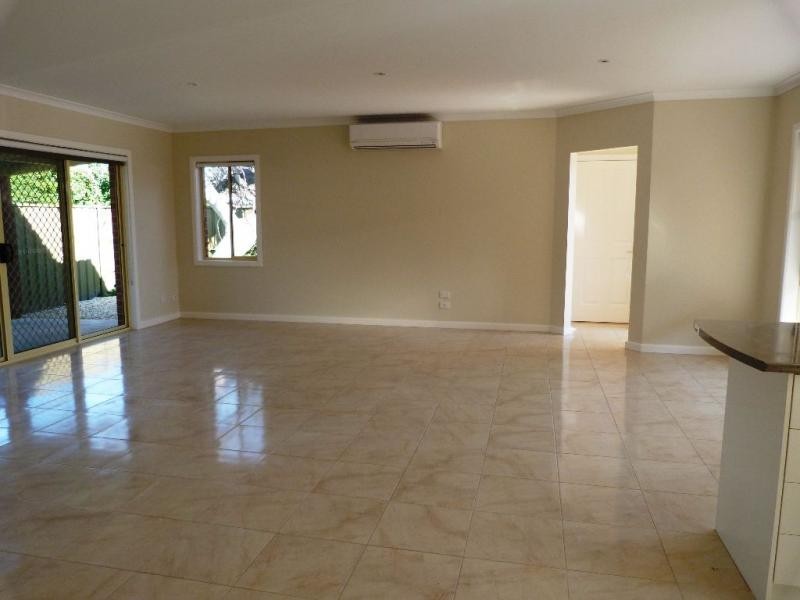 Unit 3/2 Meadows Avenue, Benalla VIC 3672