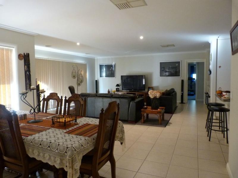 11 Monash Drive, Benalla VIC 3672