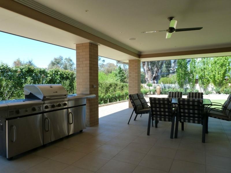 20 River Gum Avenue, Benalla VIC 3672