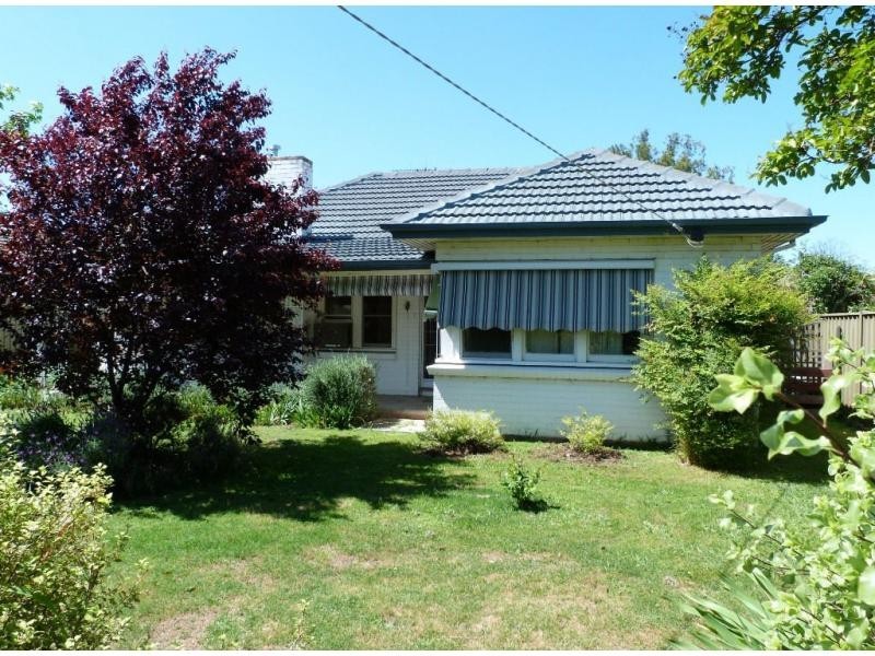 13 Reilly, Benalla VIC 3672