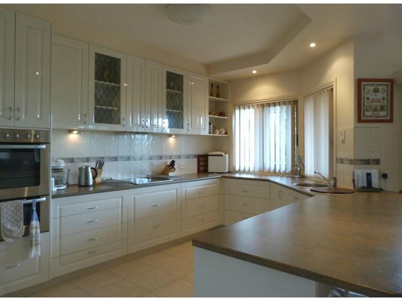 81 Willis Little Drive, Benalla VIC 3672