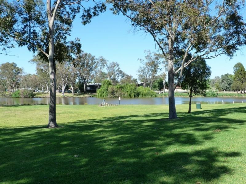 15 Fawkner Drive, Benalla VIC 3672