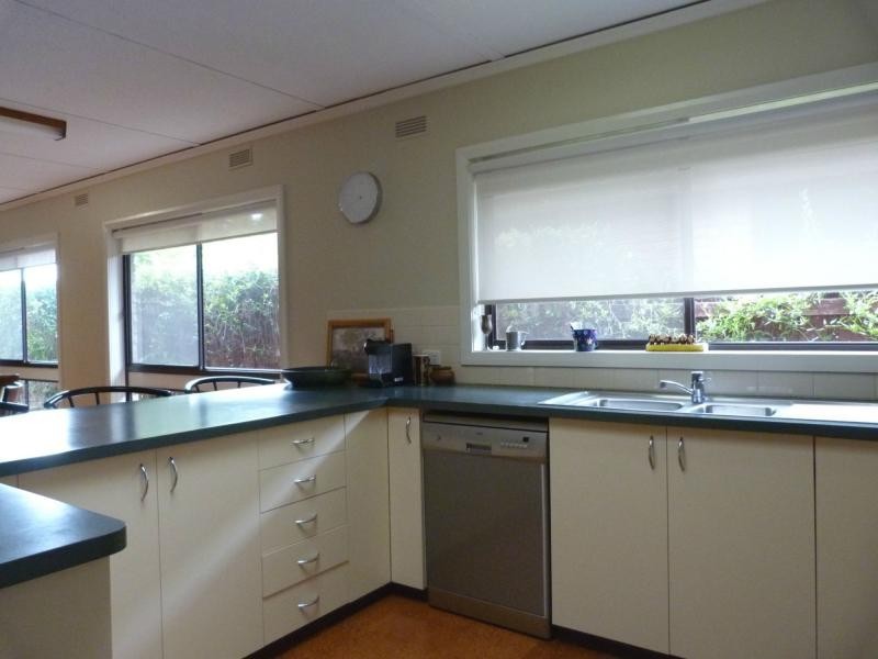 45 Monds Avenue, Benalla VIC 3672