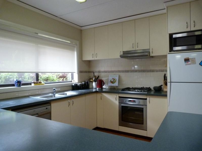 45 Monds Avenue, Benalla VIC 3672