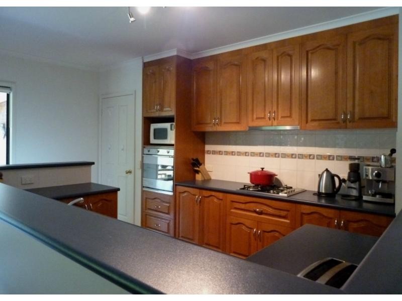 8 Monash Drive, Benalla VIC 3672