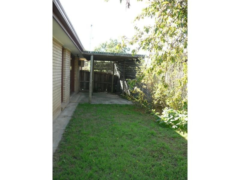 6 Hakea Court, Benalla VIC 3672