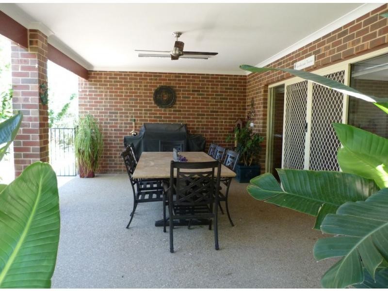 19 Olivers Road, Benalla VIC 3672