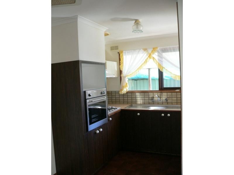 6 Hakea Court, Benalla VIC 3672