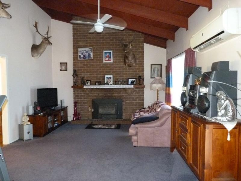137 Tulley Road, Lima East VIC 3673