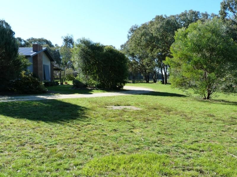 137 Tulley Road, Lima East VIC 3673