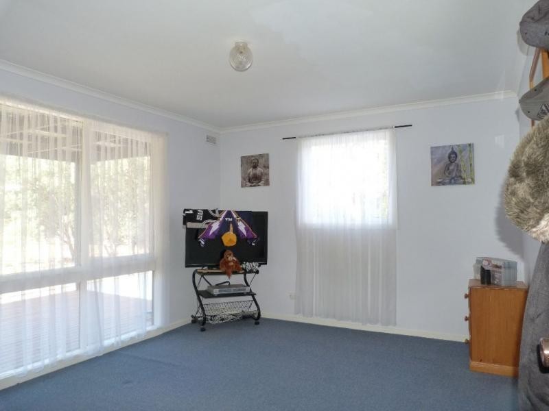 137 Tulley Road, Lima East VIC 3673