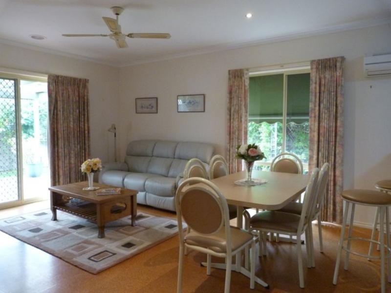 8 River Gum Avenue, Benalla VIC 3672