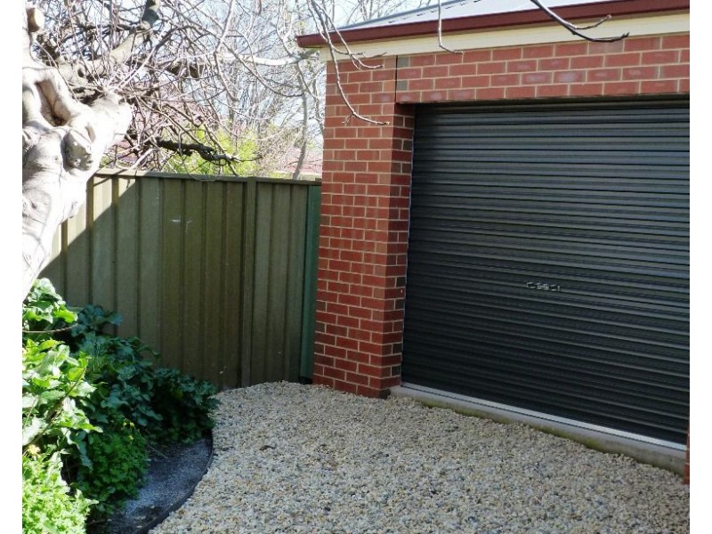 3/2 Meadows Avenue, Benalla VIC 3672