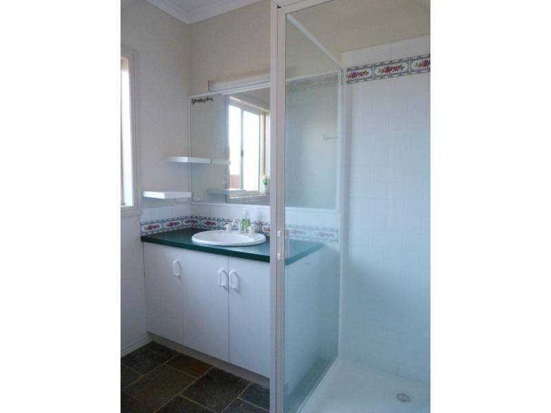 3 Regency Court, Benalla VIC 3672