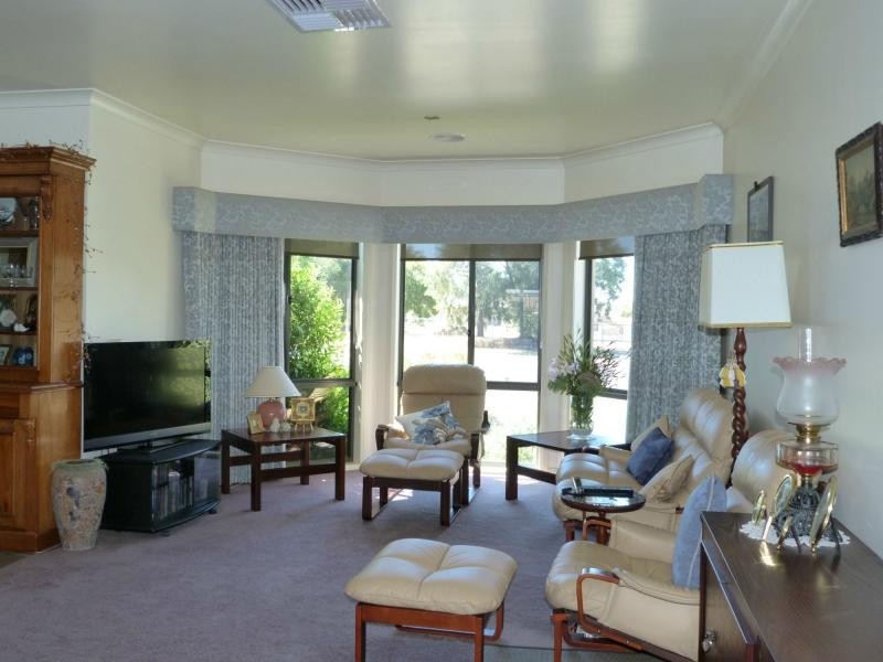 30 Kilfeera Road, Benalla VIC 3672