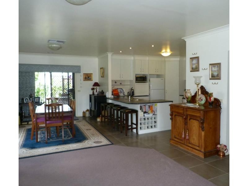 30 Kilfeera Road, Benalla VIC 3672