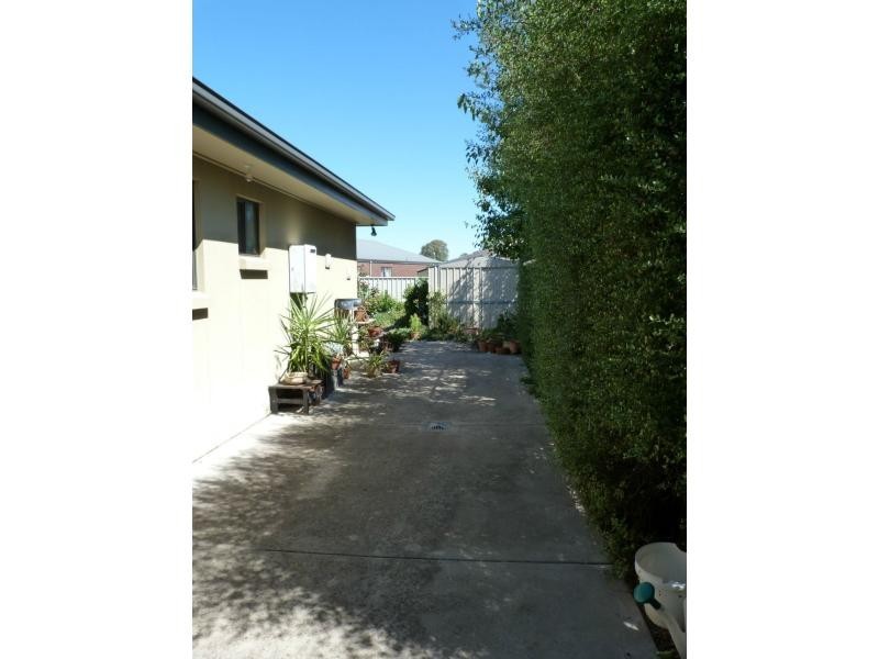 30 Kilfeera Road, Benalla VIC 3672