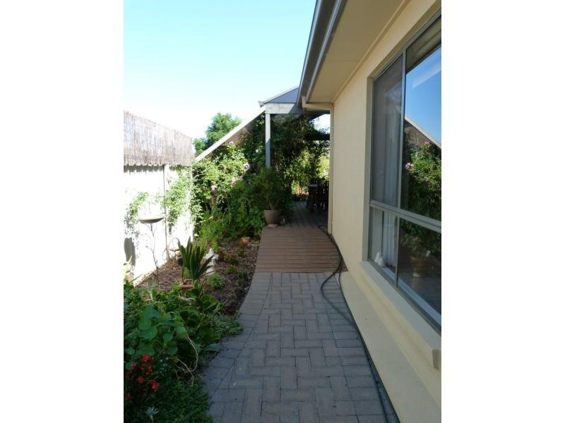 30 Kilfeera Road, Benalla VIC 3672